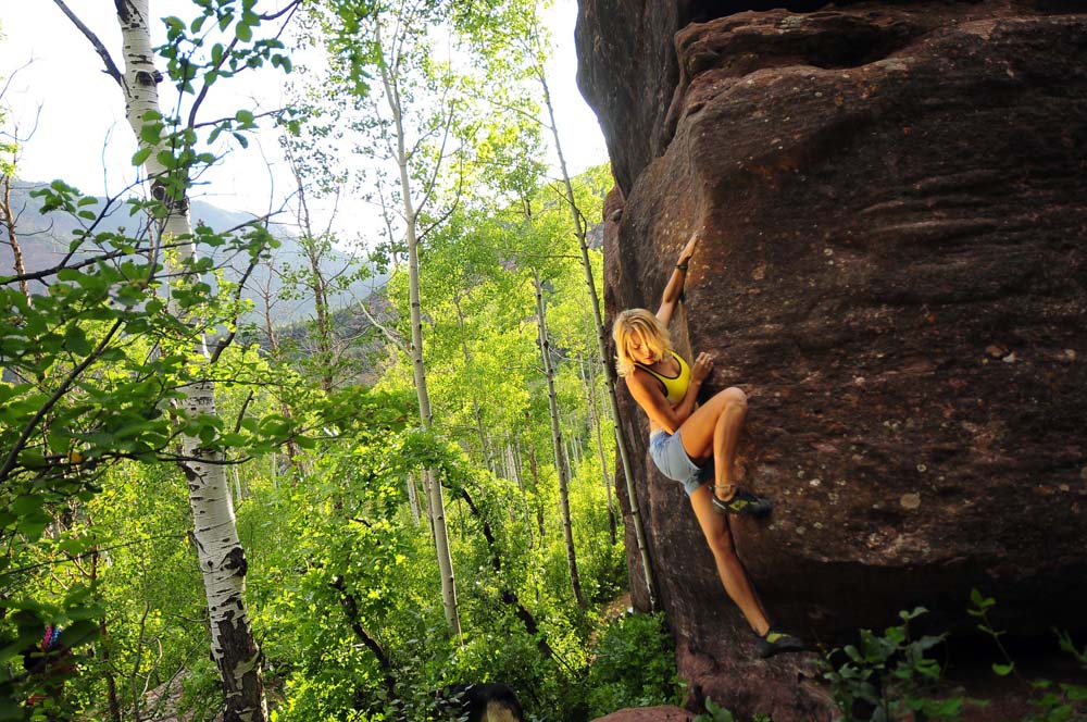 Jessa Younker в Weider boulder, Redstone, Colroado.