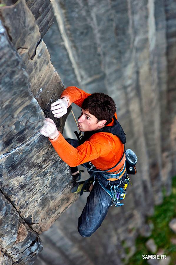 Alex Chabot на маршруте "Pixelization" (5.12a), ущелье Garni