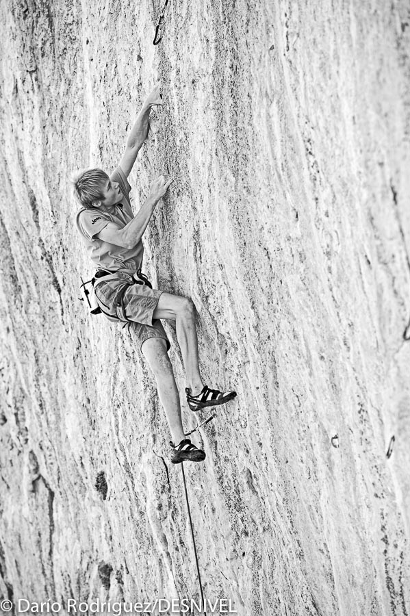  Александр Мегос (Alexander Megos) на фестивале Kalymnos Climbing Festival 2012