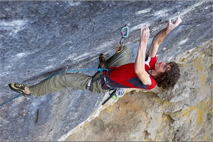 Adam Ondra на маршруте "Corona" в 2009 году