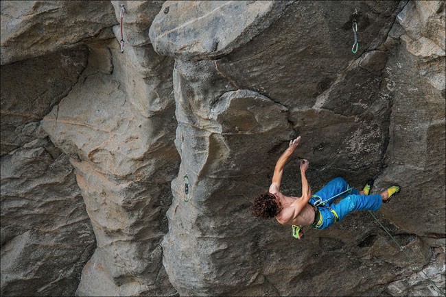 Адам Ондра (Adam Ondra), первопрохождение сложнейшего в мире маршруте "Move" 9b/+. 22 августа 2013 года 