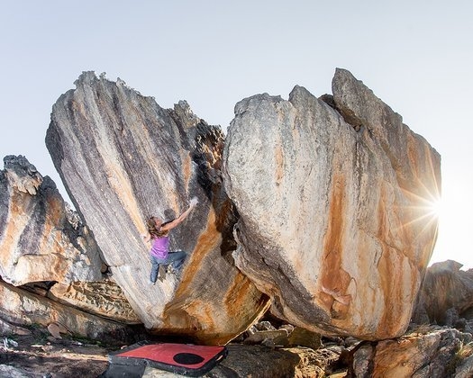  Анна Штер (Anna Stöhr) на боулдеринговой линии "The Power of One" в Rocklands