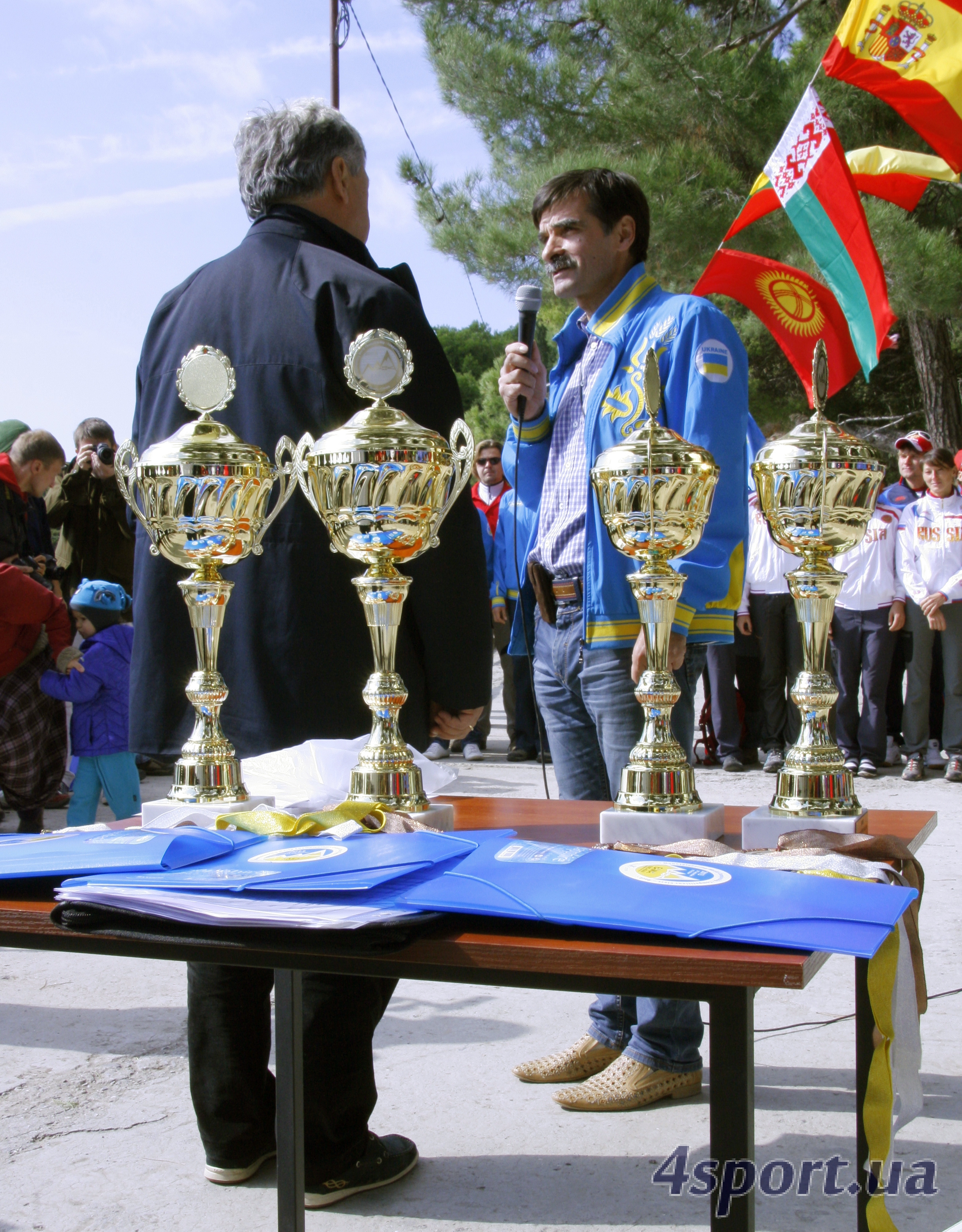 Чемпионат Мира по альпинизму в скальном классе 2013 года. Фоторепортаж с награждения победителей