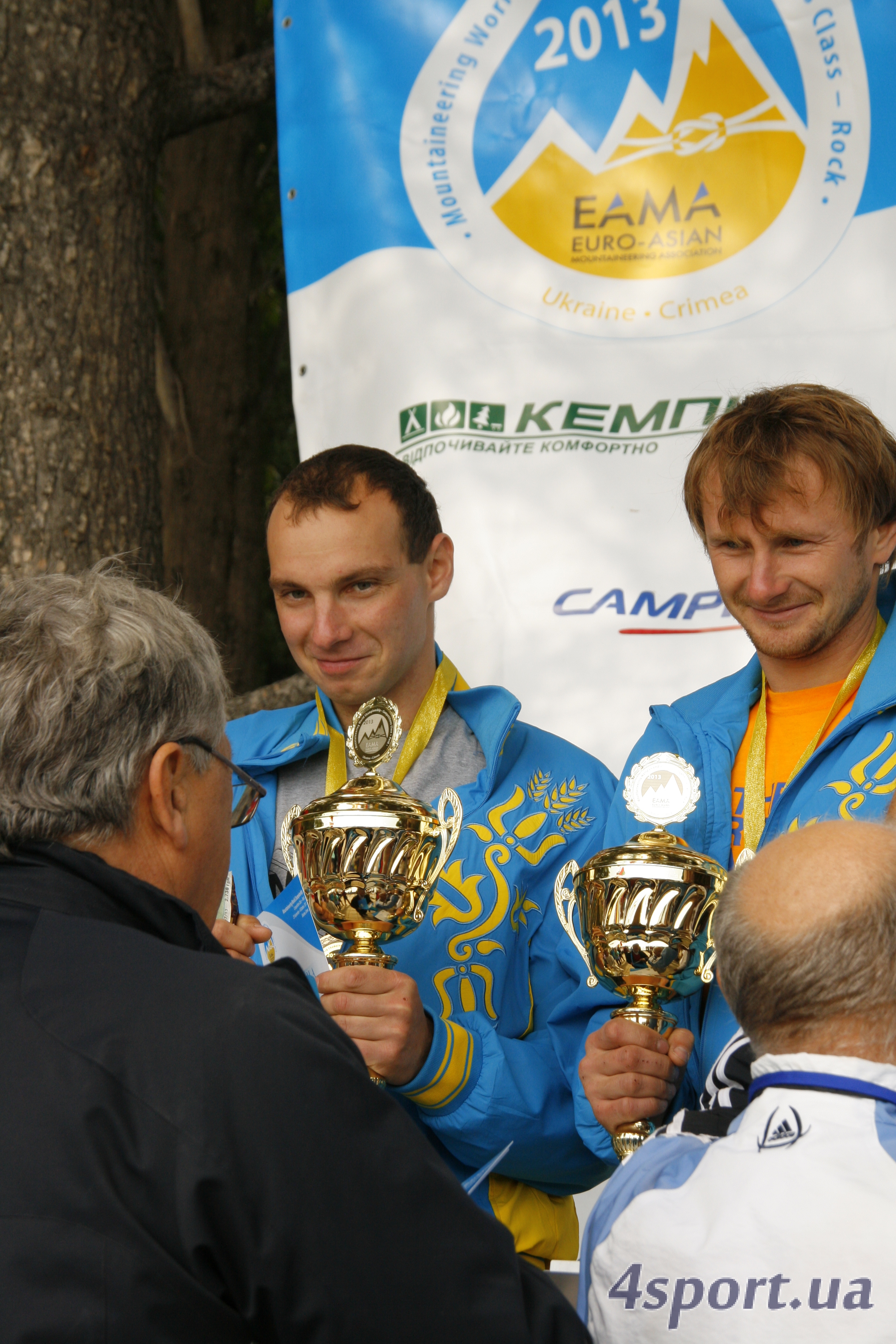 Чемпионат Мира по альпинизму в скальном классе 2013 года. Фоторепортаж с награждения победителей