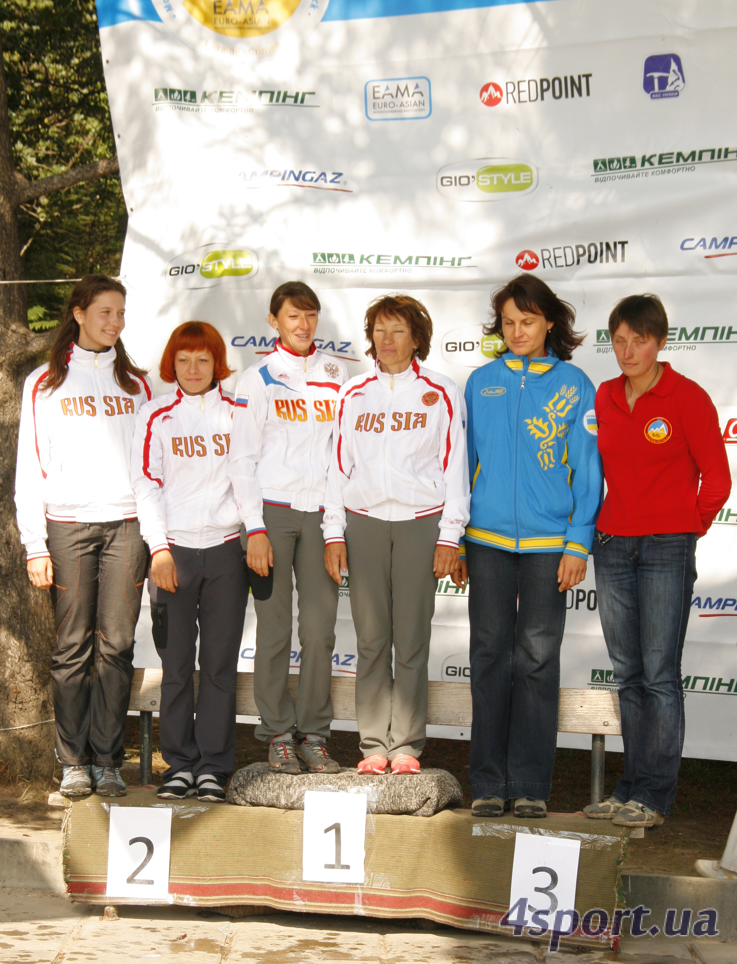 Чемпионат Мира по альпинизму в скальном классе 2013 года. Фоторепортаж с награждения победителей