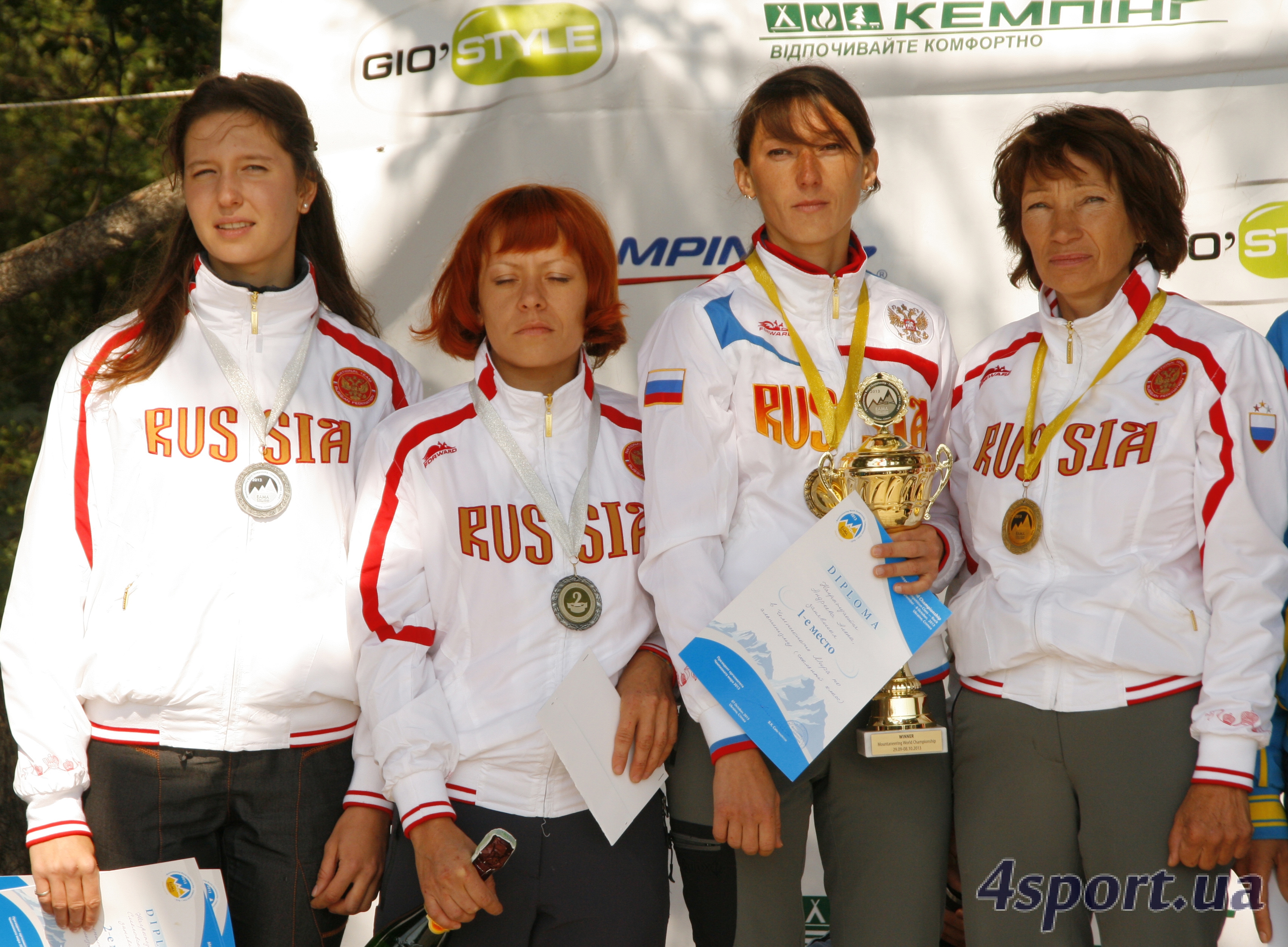 Чемпионат Мира по альпинизму в скальном классе 2013 года. Фоторепортаж с награждения победителей