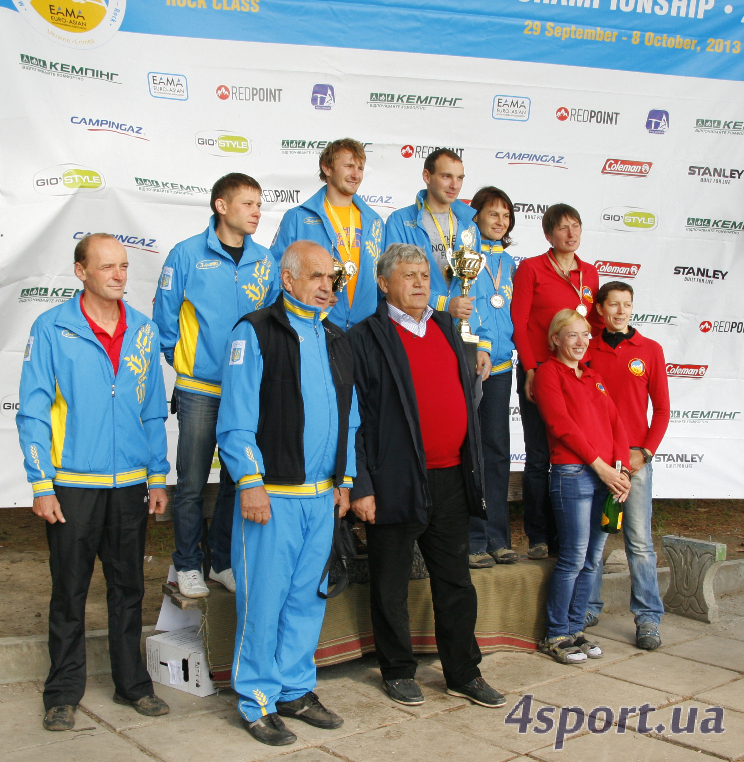 Чемпионат Мира по альпинизму в скальном классе 2013 года. Фоторепортаж с награждения победителей