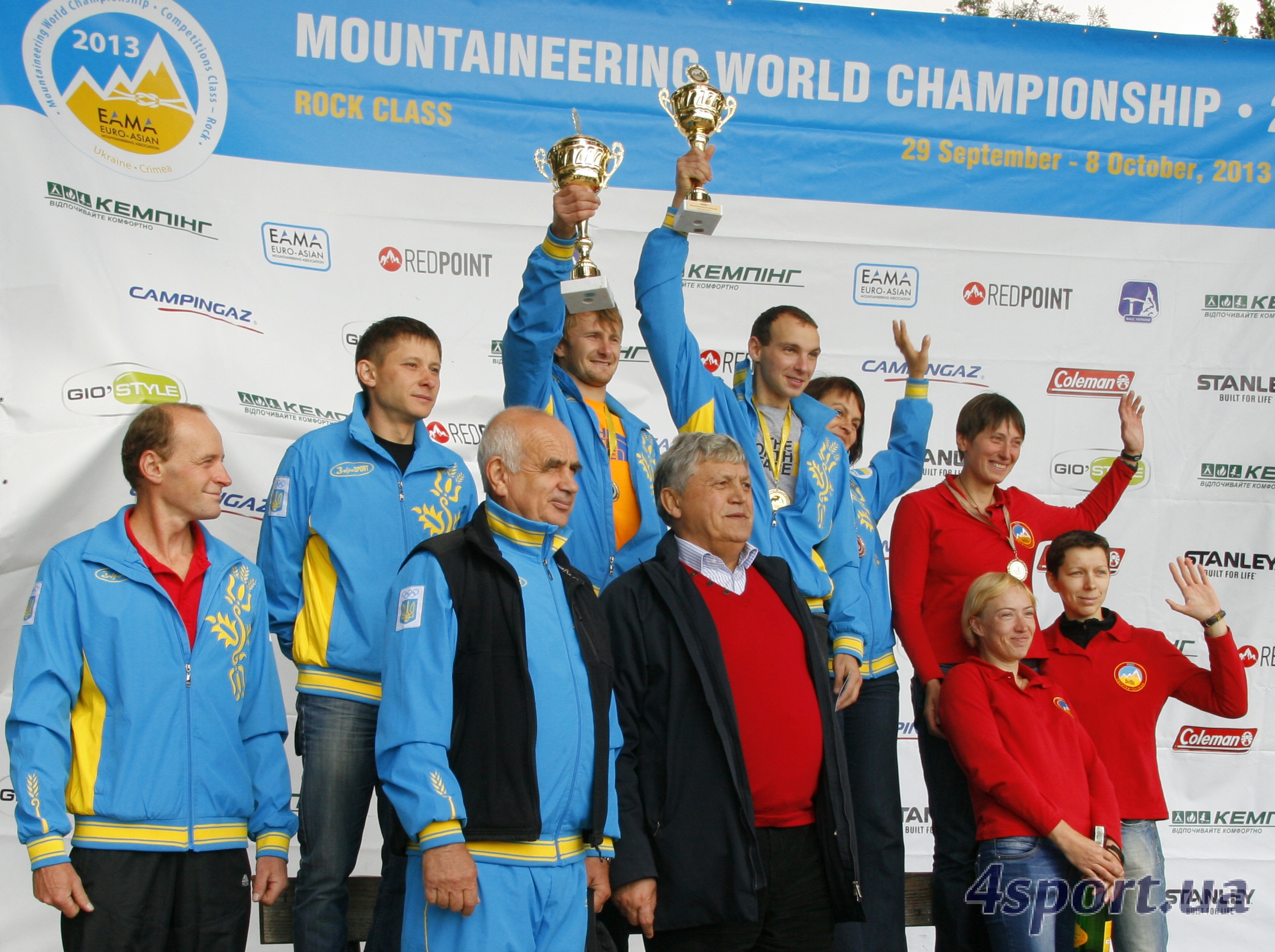 Чемпионат Мира по альпинизму в скальном классе 2013 года. Фоторепортаж с награждения победителей