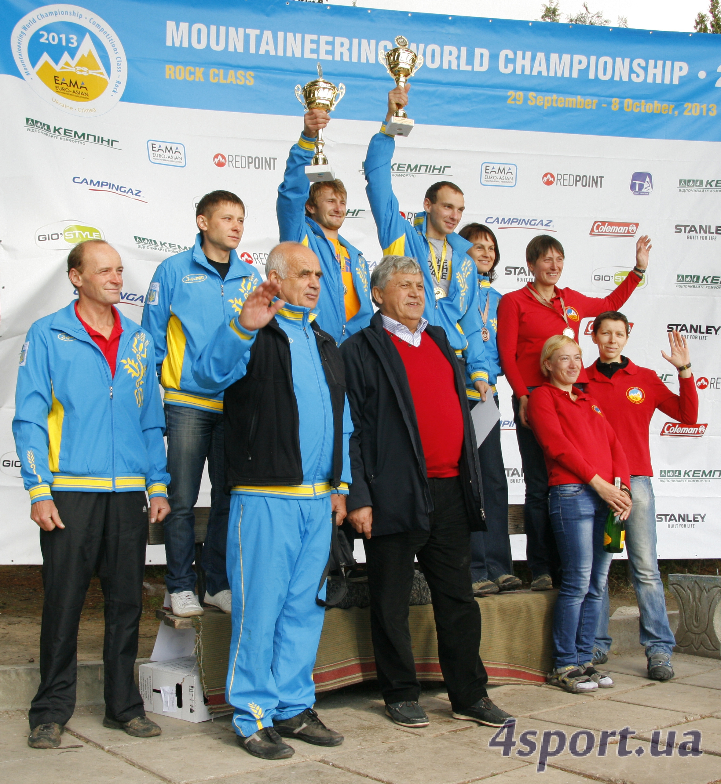 Чемпионат Мира по альпинизму в скальном классе 2013 года. Фоторепортаж с награждения победителей