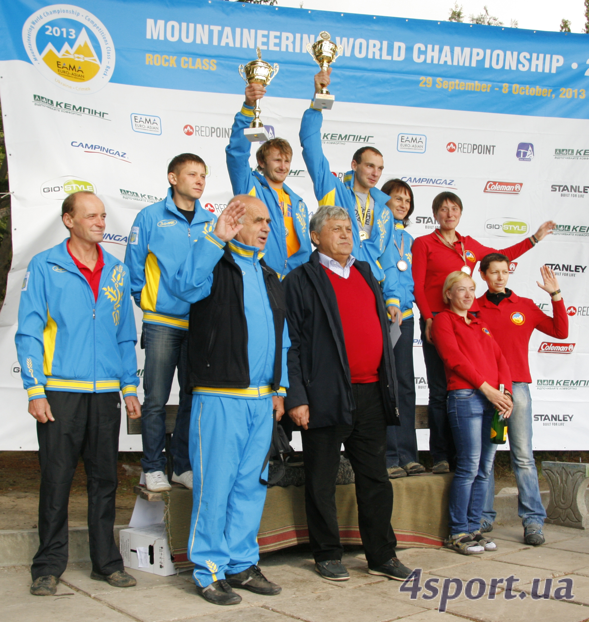 Чемпионат Мира по альпинизму в скальном классе 2013 года. Фоторепортаж с награждения победителей