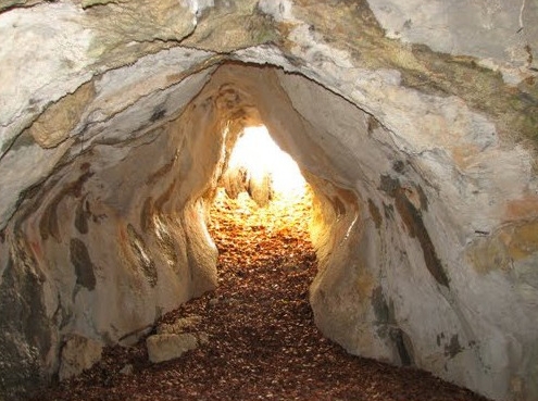 пещера "Грот Папия" (или "Пещера-С-Трубой"). Фото Алексея Папия 