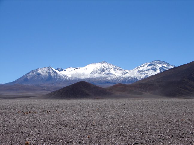 Трес-Крусес (Tres Cruces), 6749 м 