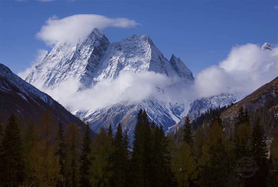 пик Охотник (Hunter Peak / 猎人峰, 5360 метров) 