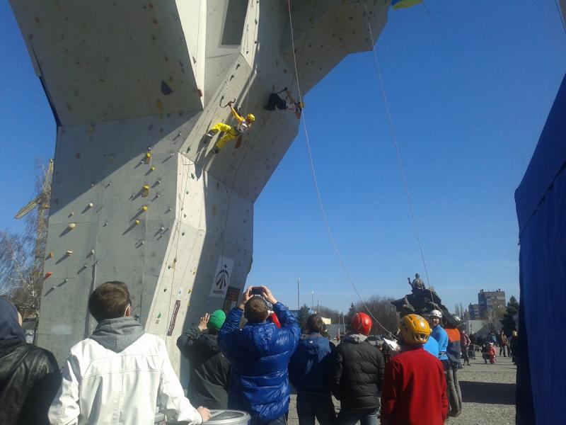 Второй Чемпионат Украины по ледолазанию