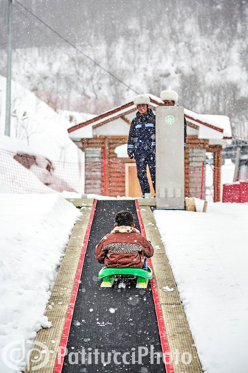 горнолыжный курорт Масик-Рён на склонах перевала Masik Pass в Северной Корее. (Patitucci Photo) 