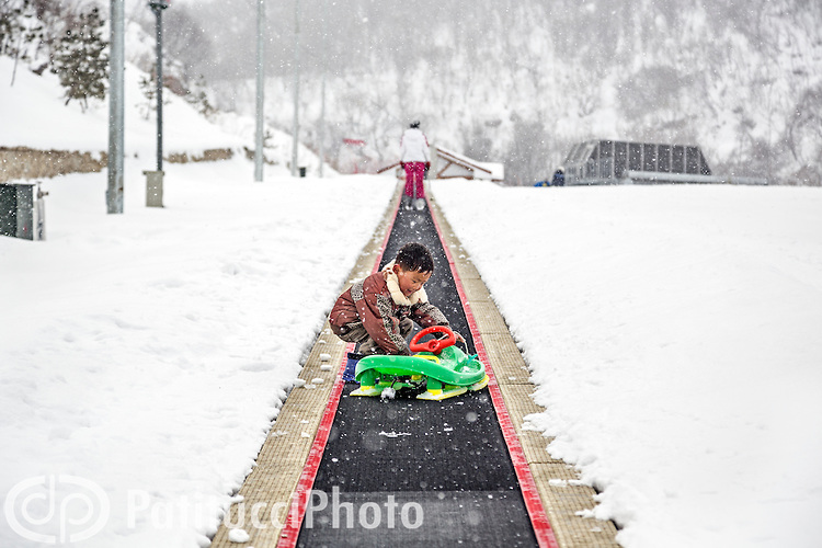 горнолыжный курорт Масик-Рён на склонах перевала Masik Pass в Северной Корее. (Patitucci Photo) 