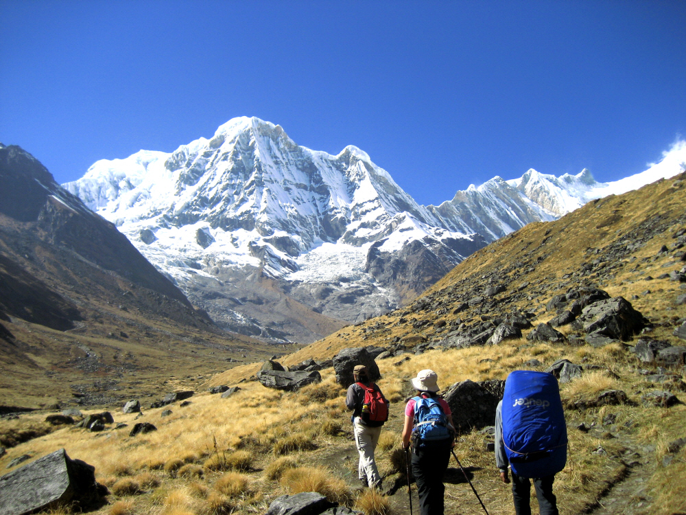 «Трек вокруг Аннапурны» или «Кольцо Аннапурны» (англ. Annapurna Circuit) — пеший туристский маршрут в Непале, проходящий вдоль склонов горного массива Аннапурна по территории Национального парка Аннапурны 