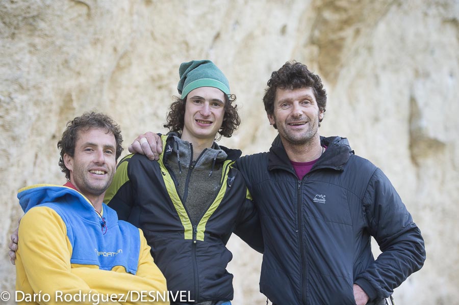 Адам Ондра (Adam Ondra) и Патхи Усобиага (Patxi Usobiaga). Крайний с права - Juan Vallejo