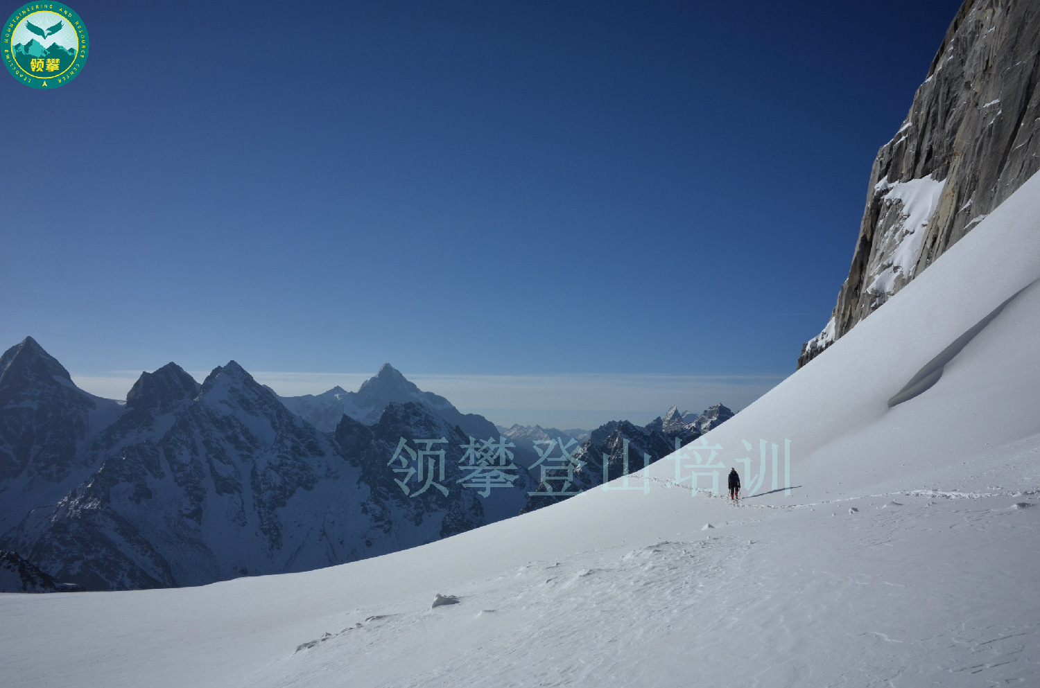 Восхождение на Пик Корона (Crown Peak (5513 м)