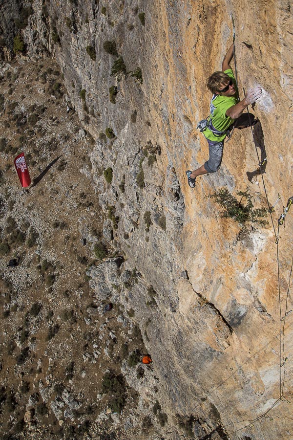 Александр Мегос (Alexander Megos)  на фестивале Kalymnos Climbing Festival