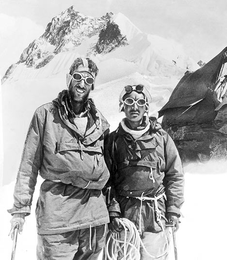 Эдмунд Хиллари (Edmund Hillary) и Тенцинг Норгей (Tenzing Norgay), 29 мая 1953 года