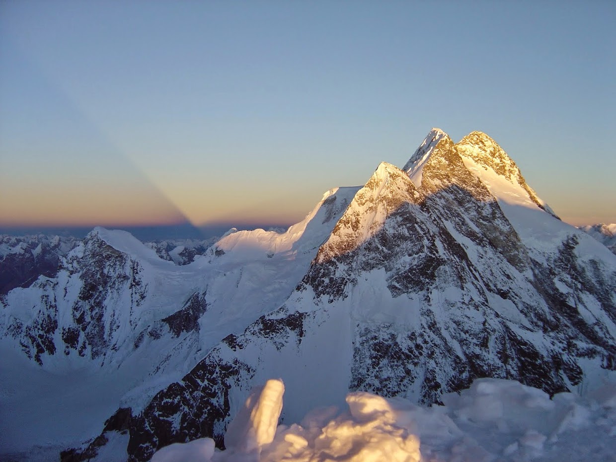 Броуд Пик (Broad Peak, 8051м) - горная вершина в Каракоруме, двенадцатый по высоте восьмитысячник мира