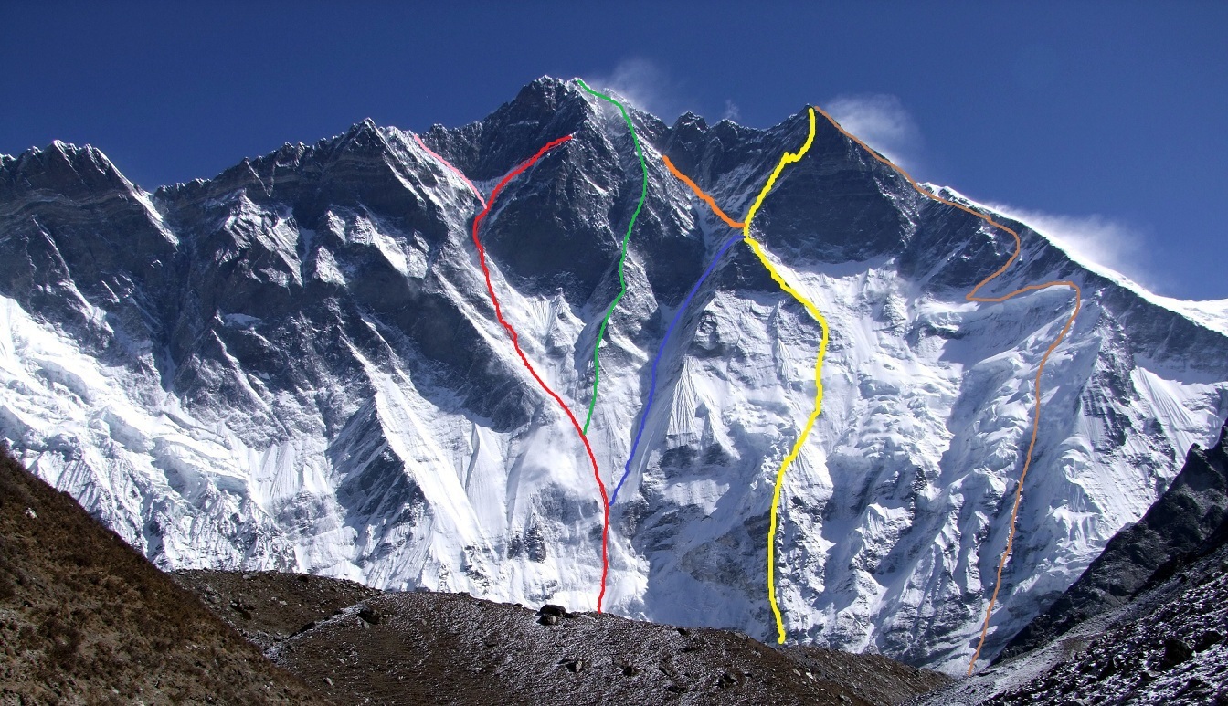  Лхоцзе, Южная стена (South Face Lhotse). Советский "Маршрут ХХІ века" 1990 года. Линия зеленого цвета. И маршрут Томо Чезена (по его словам)  - розового цвета