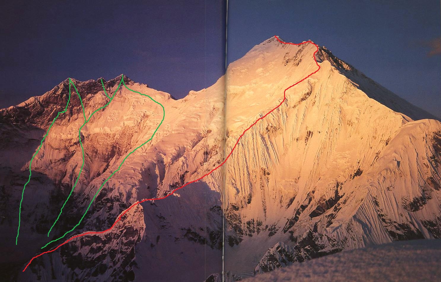 Восточная стена Лхоцзе (East Face Lhotse). Зеленым цветом обозначены возможные маршруты восхождения на Лхоцзе. Красная линия - маршрут 1988 года на Эверест