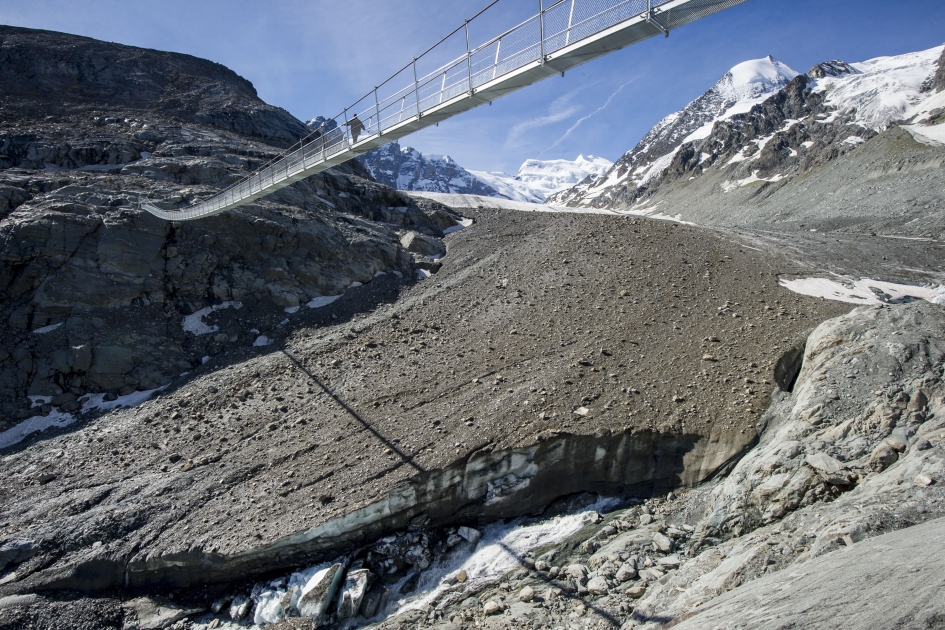 “Passerelle de Corbassière” новый подвесной мост в Швейцарских Альпах