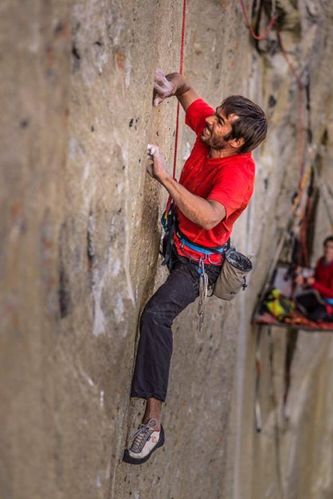  Кевин Йоргесон (Kevin Jorgeson) на мультипитче "Dawn Wall" на Эль-Капитане