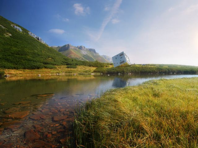 Stunning Cube Hut Project