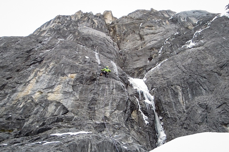 Невадо Хиришанка (Nevado Jirishanca) высотой 6094 метра