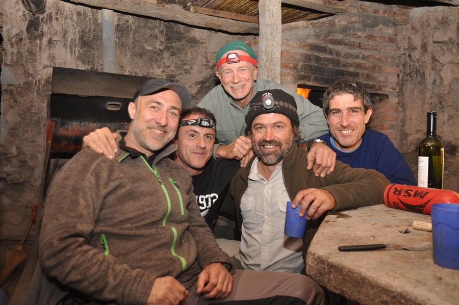 Guillermo Almaraz, Claudio Recchia, Henri Barret, Walter Sinay y Eduardo Namur (Expedición Sierra Nevada 2014)