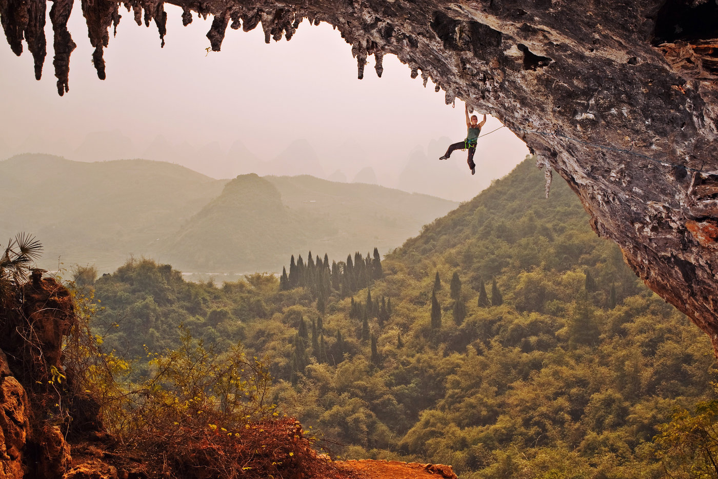  © Tim Kemple/Red Bull Illume