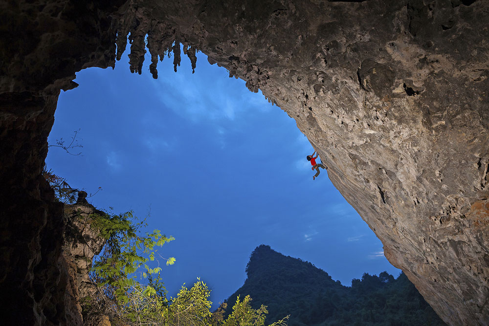 MOUNTAIN CLIMBING. 25th MARIA LUISA MEMORIAL