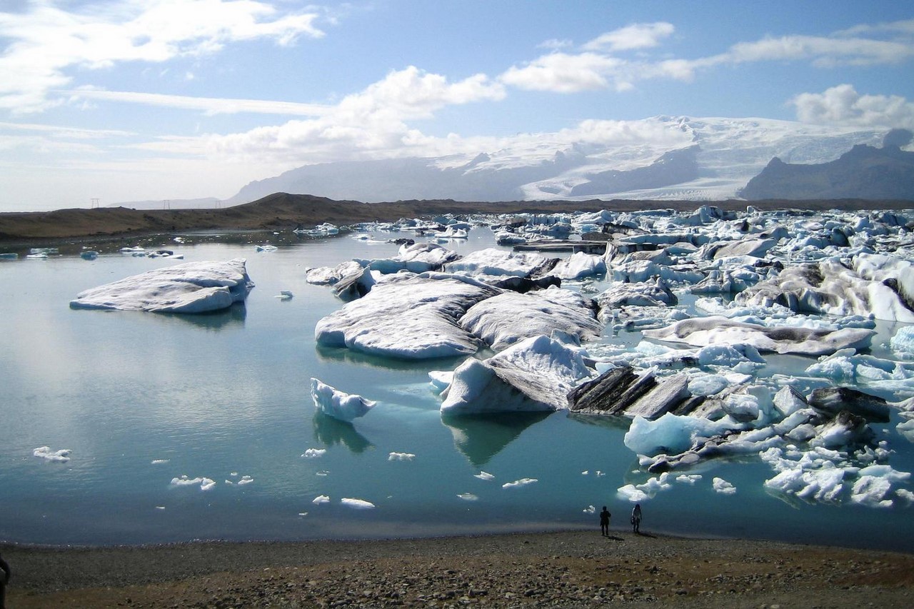 Ватнайёкюдль (Vatnajokull), Исландия. Фотография: Rob Lott/Barcroft Media