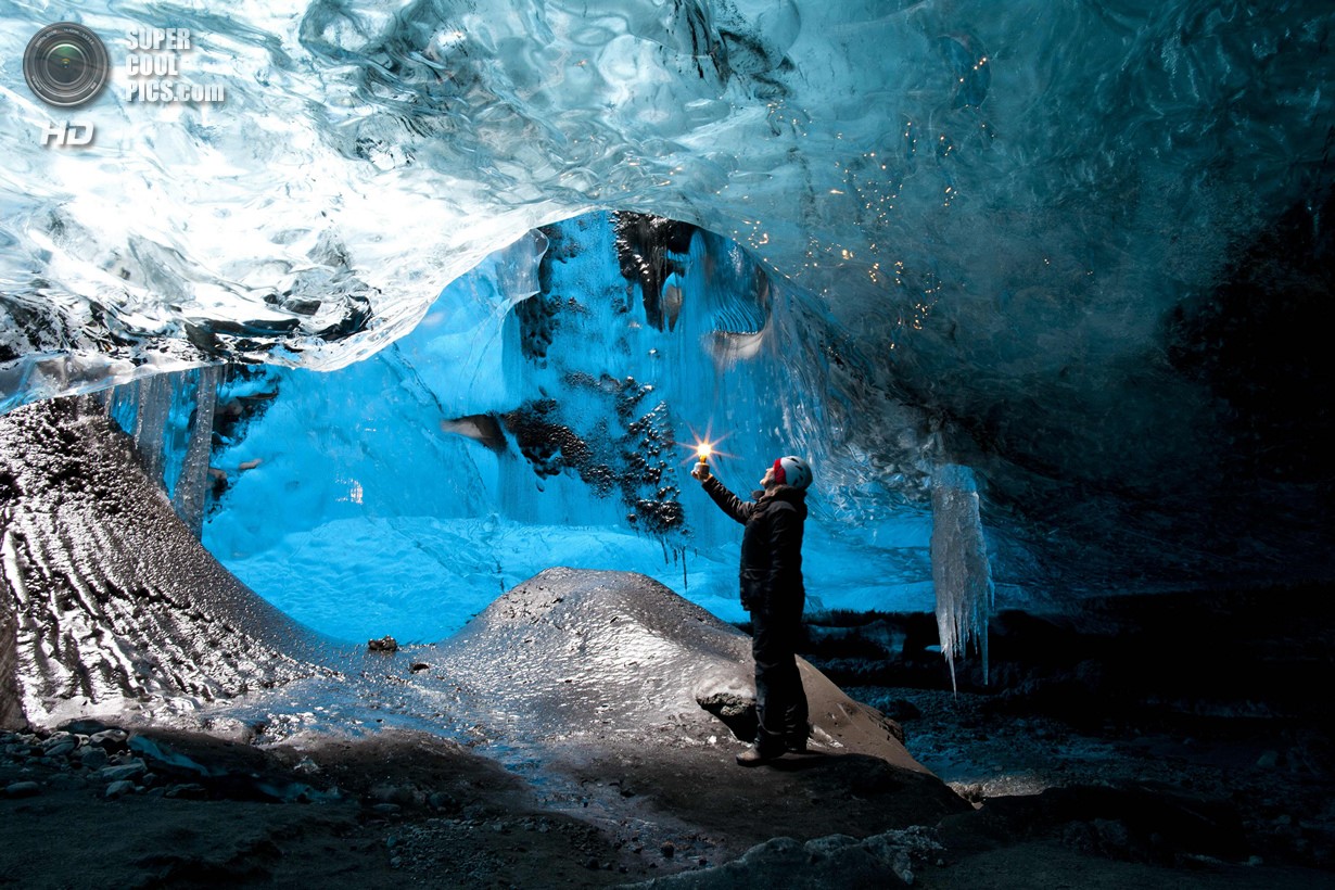 Ватнайёкюдль (Vatnajokull), Исландия. Фотография: Rob Lott/Barcroft Media