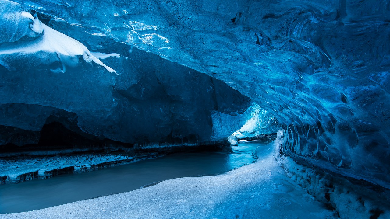 Ватнайёкюдль (Vatnajokull), Исландия. Фотография: Rob Lott/Barcroft Media