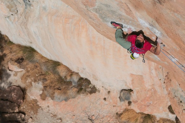 Джонатан Сигрист (Jonathan Siegrist) на маршруте "La Rambla" 9a+