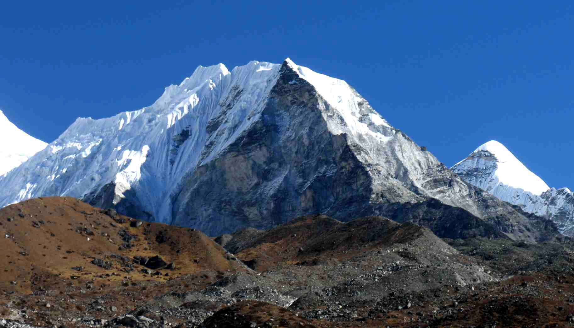 Айленд Пик (Island Peak / Imja Tse) высотой 6165 м