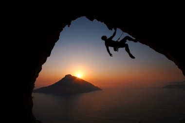 Harlem nights”7b+, Spartan Wall, Kalymnos. Photo Nikolaos Smalios