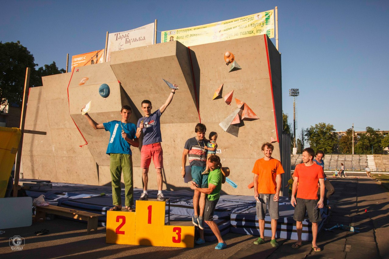 Фото репортаж с Чемпионата Украины по боулдерингу 2015 в Каменце-Подольском