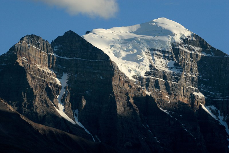 гора Темпл (Mount Temple). 