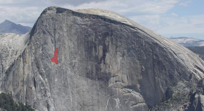 Хаф-Доум (Half Dome) - обрушенный участок скалы