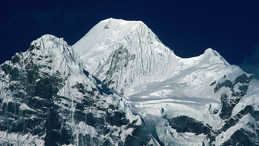 Чамланг (Chamlang) высотой 7319 м