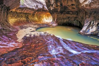 "Метро" - наиболее популярное в "Zion Flash Flood" место среди каньонингеров