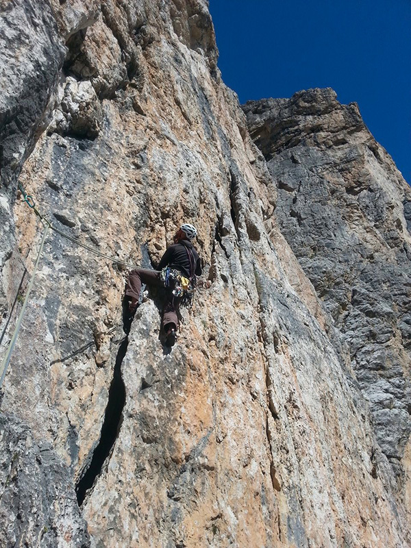 Маршрут "Dolomitspit" по Южной стене горы Сас Чьямпак (Sas Ciampac, 2672 м), Валь Гардена, Доломитовые Альпы