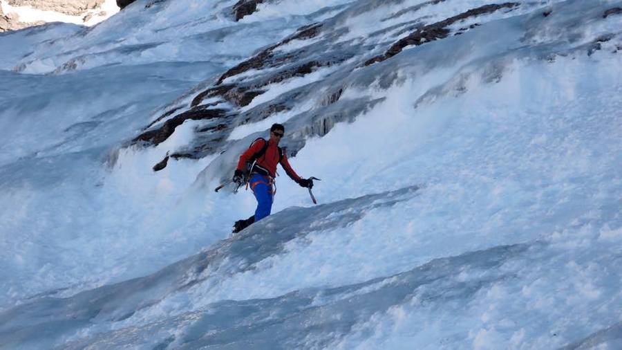 Ули Штек (Ueli Steck) и Килиан Джорнет Бургада (Kilian Jornet Burgada) на Северной стене Эйгера