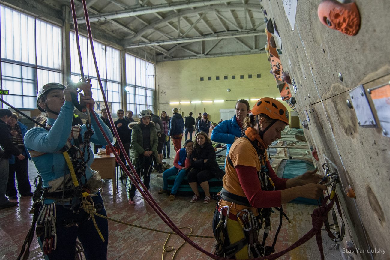 Чемпионат Киева на искусственном рельефе “Домбайские связки 2015″. ФОТОрепортаж с соревнований