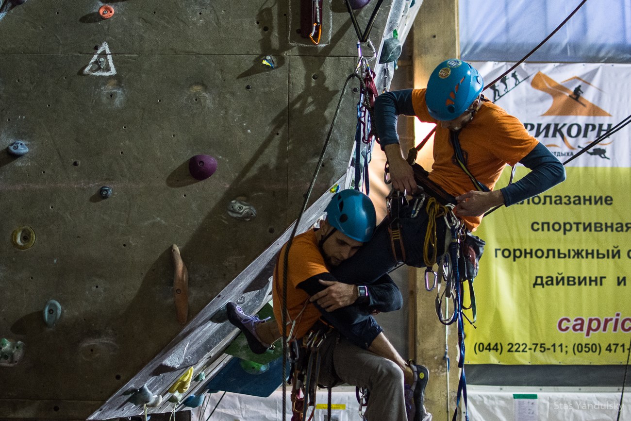 Чемпионат Киева на искусственном рельефе “Домбайские связки 2015″. ФОТОрепортаж с соревнований